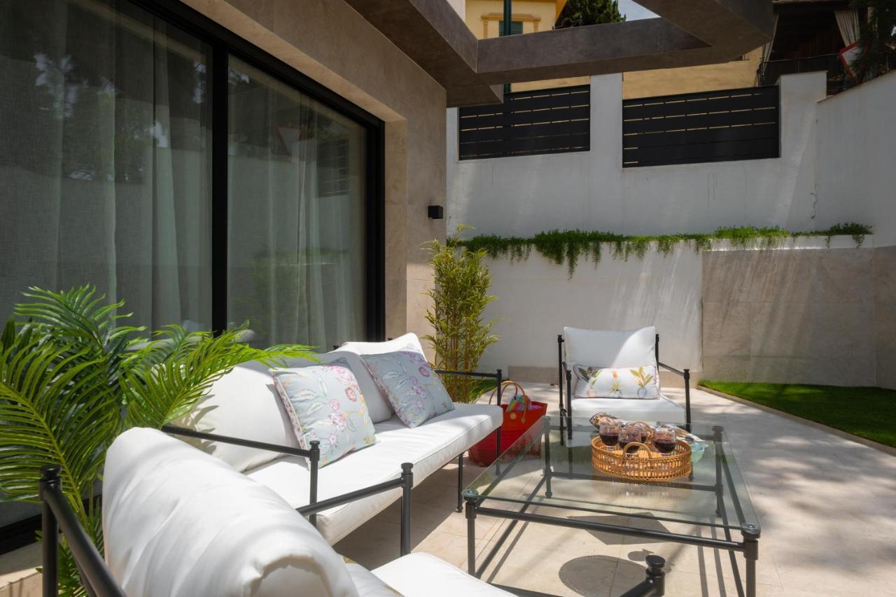 Apartamentos La Zagalilla Málaga Extérieur photo